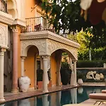 Casa Fontana Hotel