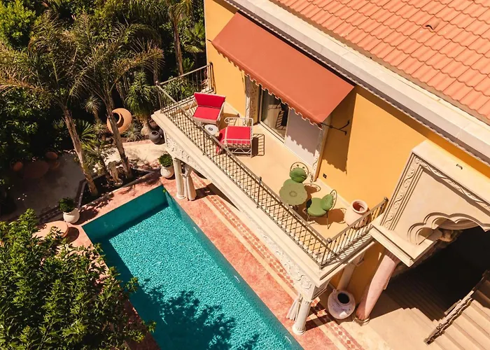 Casa Fontana Hotell *